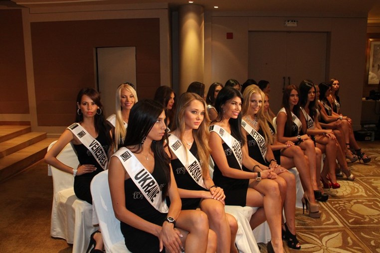 Top Models Press Conference